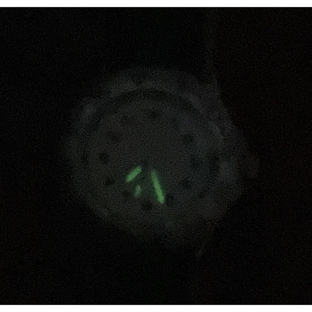 Black Yellow &‎ Silver Toned Wristwatch Luminous Hands New Battery